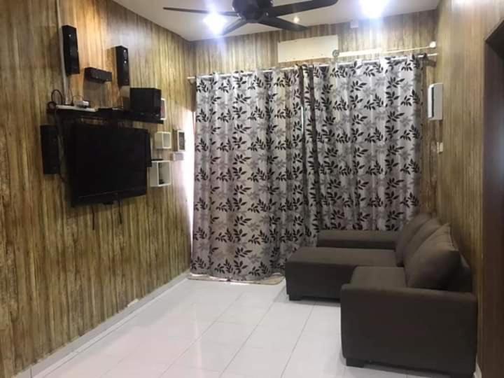 Nazirin Homestay Lumut Dış mekan fotoğraf